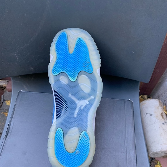 Jordan 11 unc - Picture 2 of 6